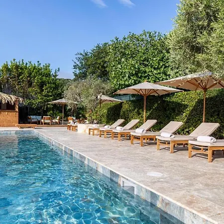 Bed and Breakfast Le Quatre Saisons Et Ses Raffinees 300 E Par Chambre Σαιν-Τροπέ